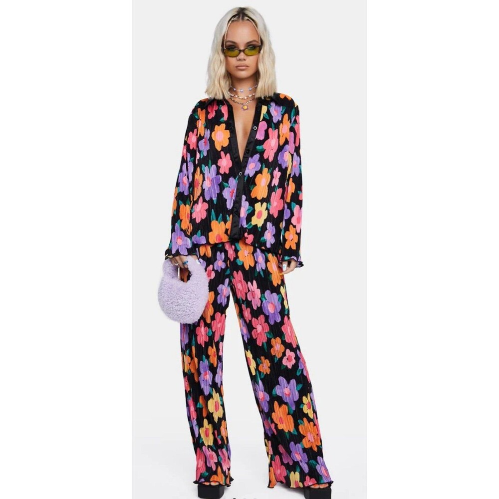 Women’s Linen Set - Button Down & Pants - Black & Colorful Floral - M